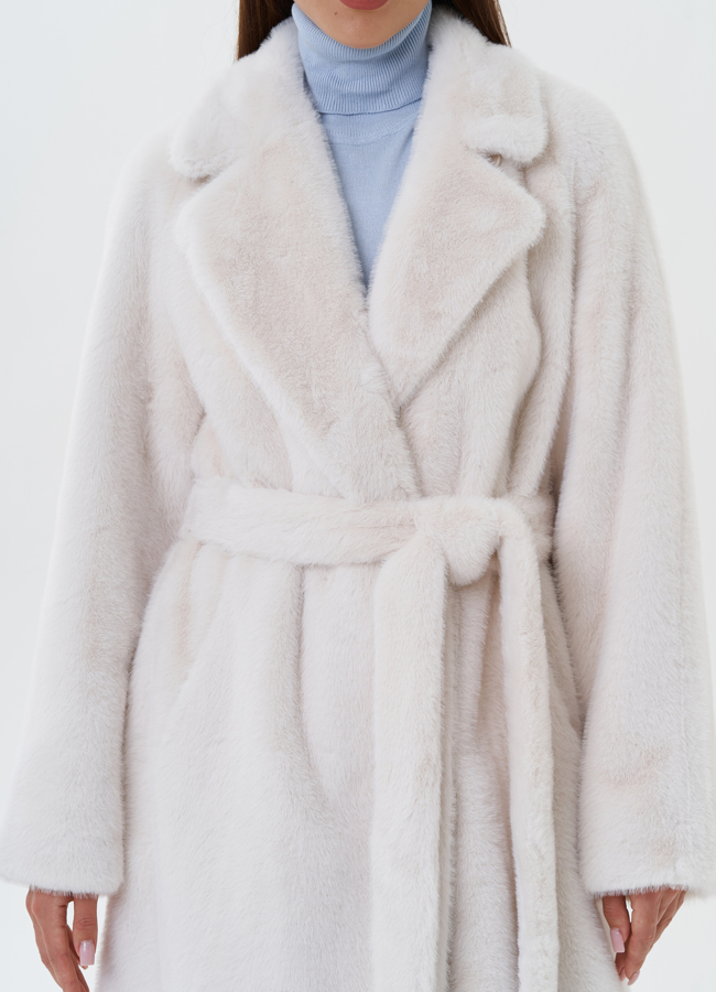 Женское пальто из эко меха с английским воротником модель № 27688 универмаг малина