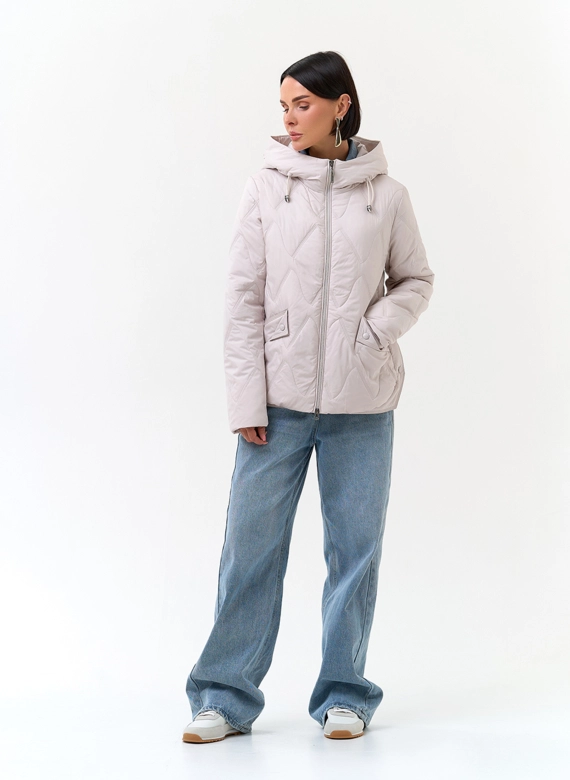 Женская куртка с капюшоном