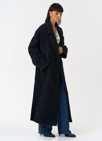 Женское длинное пальто в темно-синем цвете
