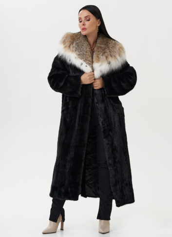 Норковая шуба с капюшоном из меха рыси
