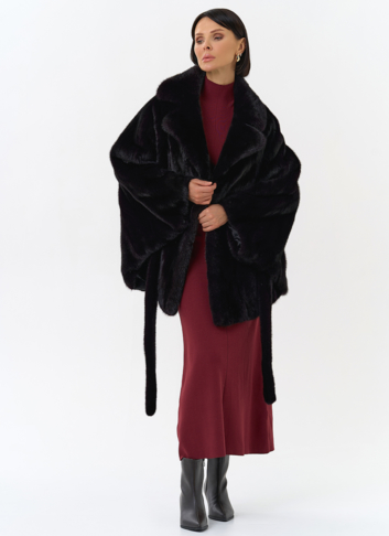 Шуба из меха норки с английским воротником в цвете баклажан