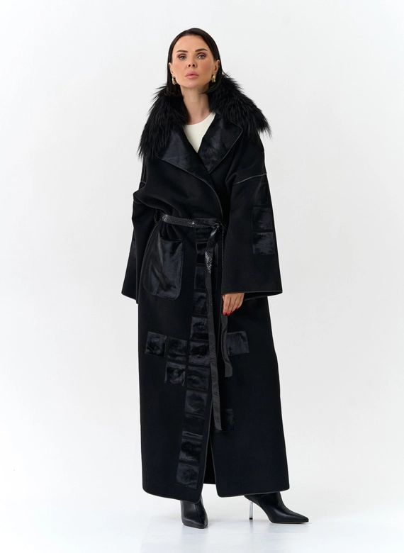Женское длинное пальто с отделкой из меха лисы
