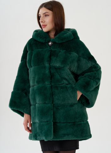 Шуба из меха кролика с капюшоном