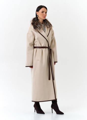 Женское длинное пальто с отделкой из меха лисы