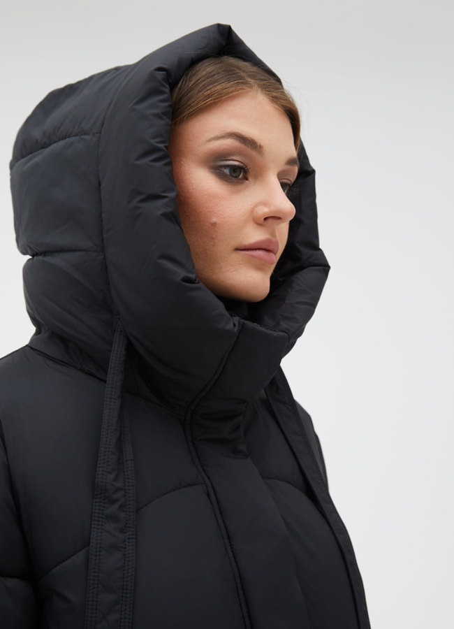 Женский пуховик с капюшоном модель № 31126 универмаг малина