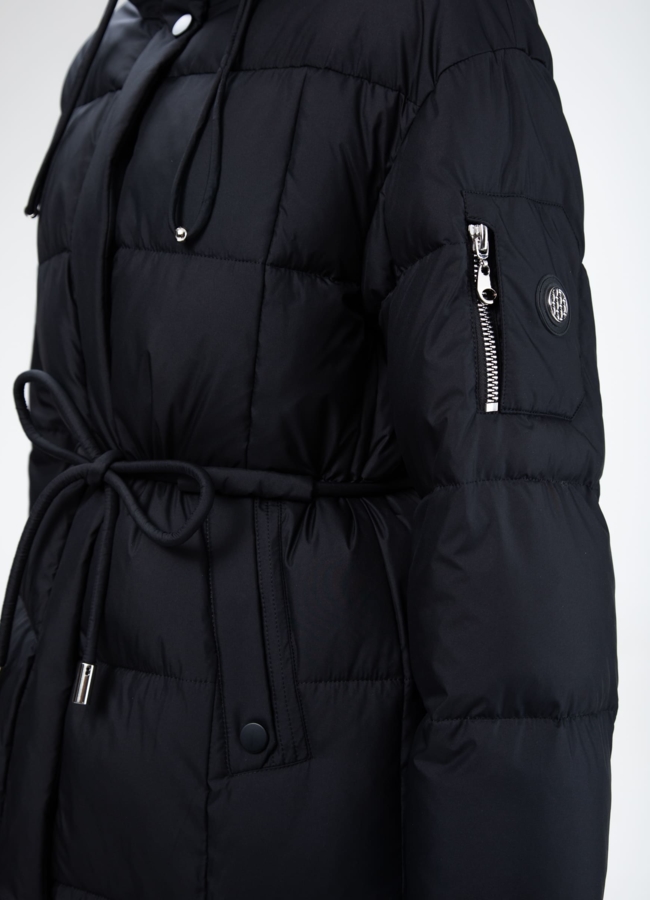 Женский пуховик с капюшоном  модель № 29110 универмаг малина