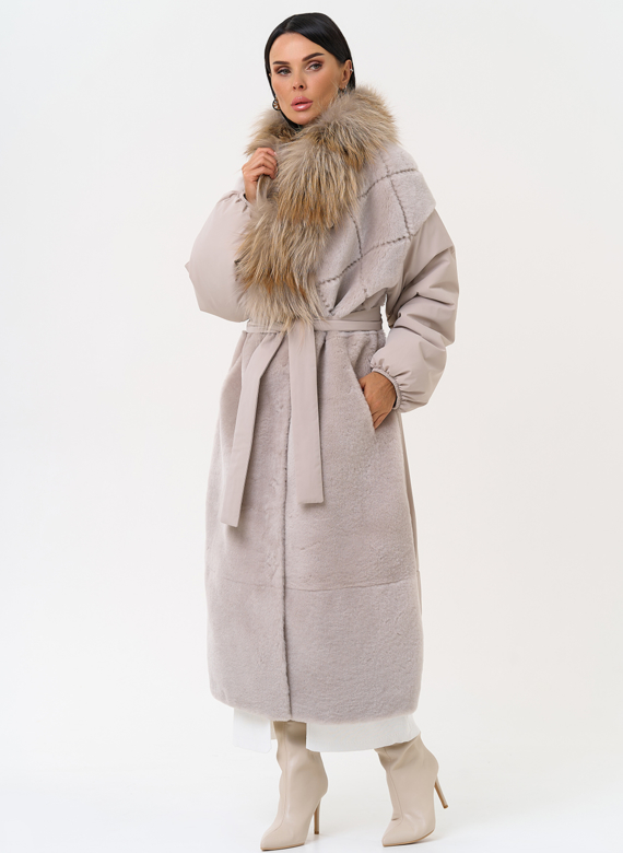 Комбинированное женское зимнее пальто с воротником из меха лисы