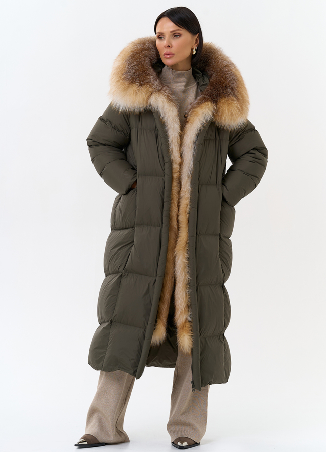 Женский длинный пуховик с отделкой из меха лисы модель № 31983 в рассрочку