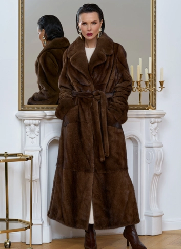 Длинная шуба из меха скандинавской норки фото