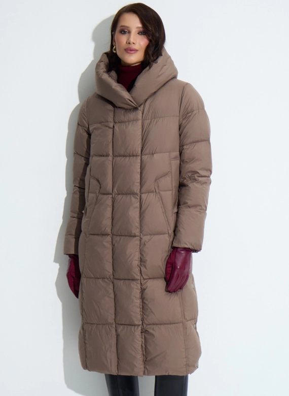 Женский пуховик с капюшоном фото