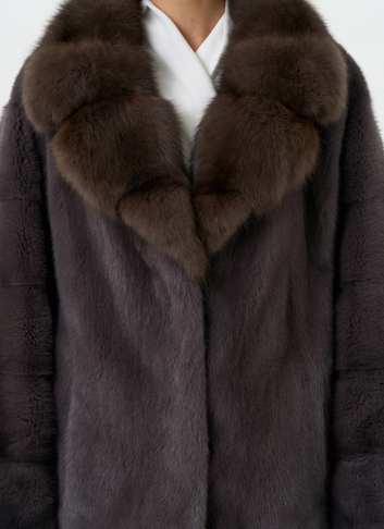 Куртка из меха норки с английским воротником из меха куницы