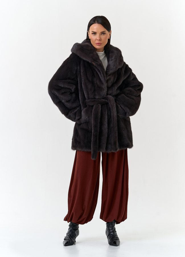 Шуба из меха норки с капюшоном модель № 31875 универмаг малина
