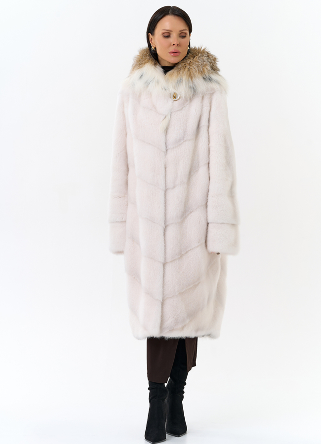 Светлая шуба с рысью модель № 21630 универмаг малина