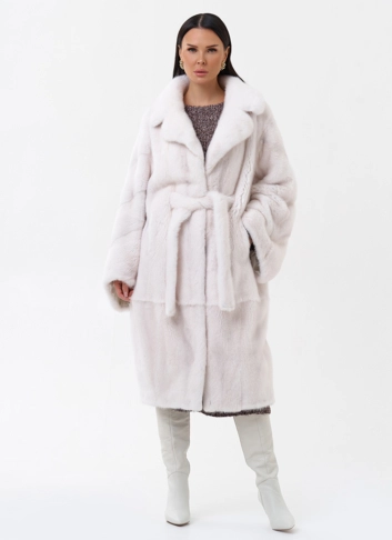Светлая норковая шуба