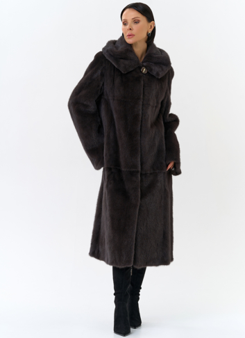 Женская шуба из меха норки  капюшоном