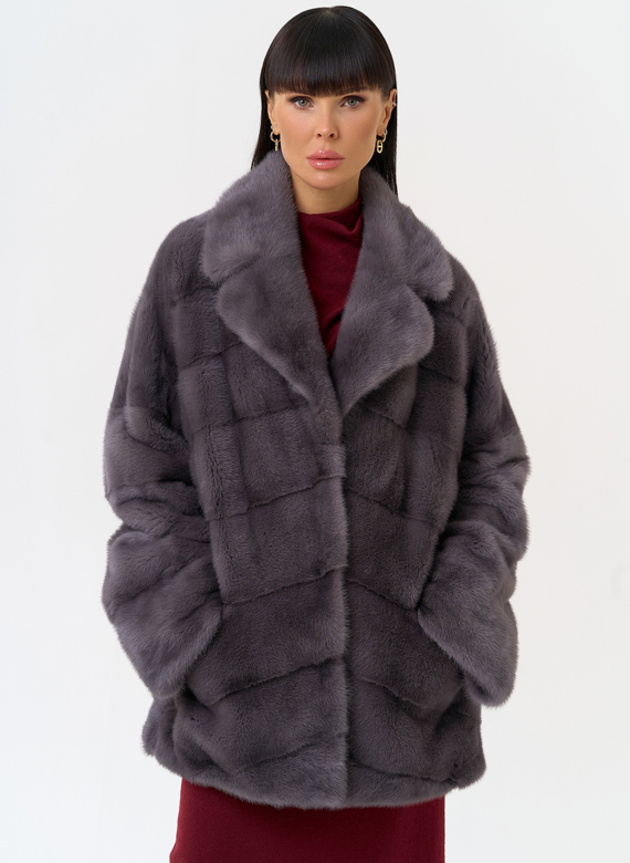 Шуба из меха норки с английским воротником